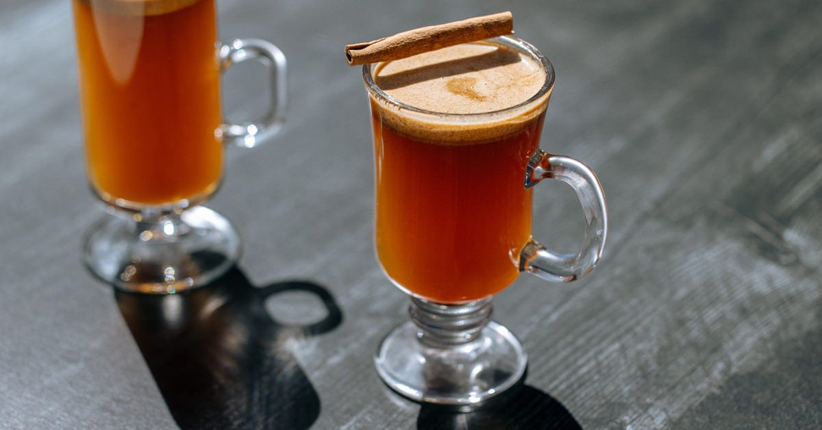Hot Caramel Buttered Rum