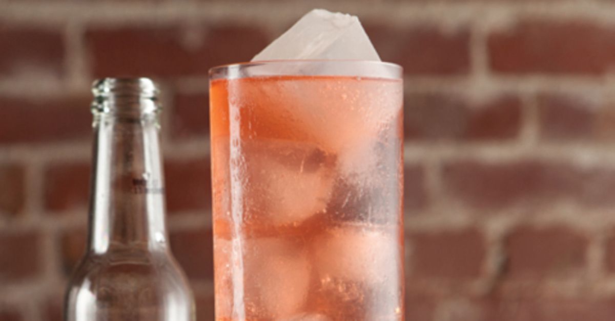 Pink Gin & Tonic