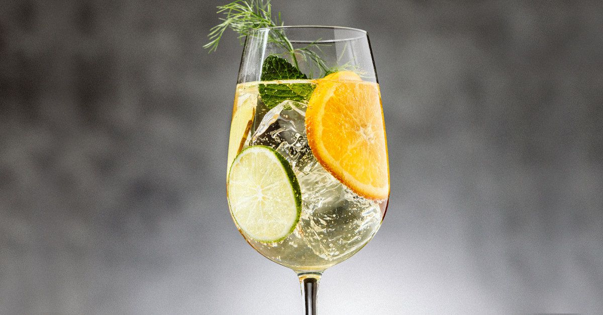 Rum & Tonic
